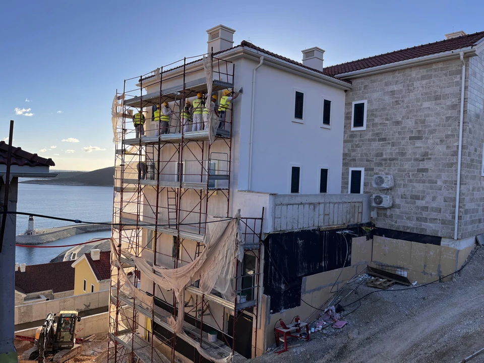 Luštica Bay — Phase I — view of the building and facade details, photo 4