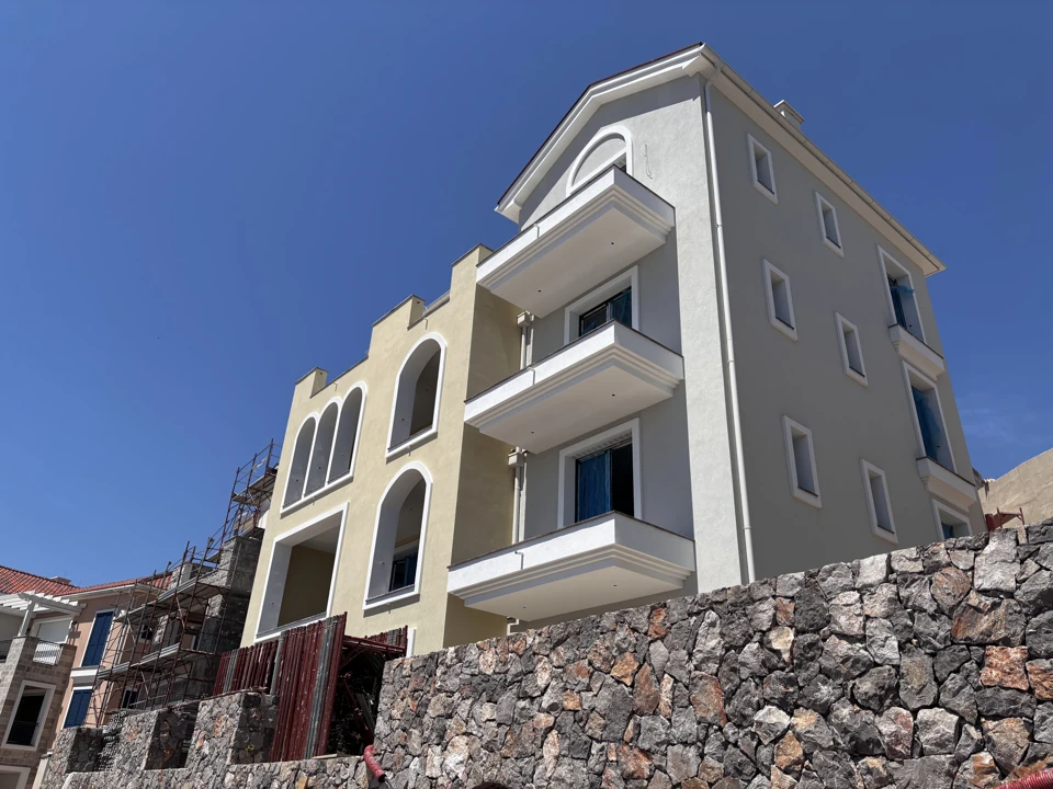 Luštica Bay — Phase I — view of the building and facade details, photo 1